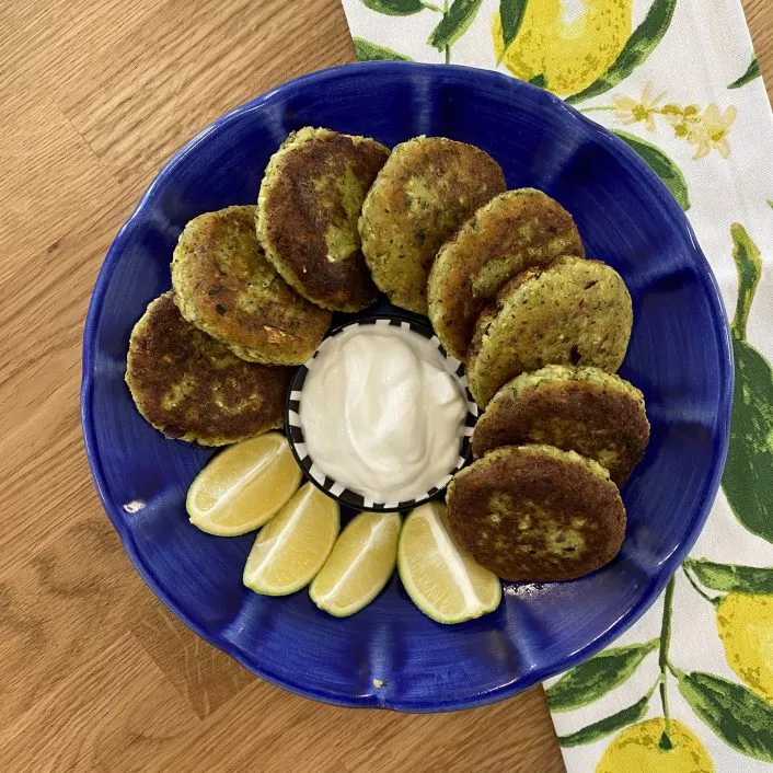 קציצות ירק עם רוטב יוגורט